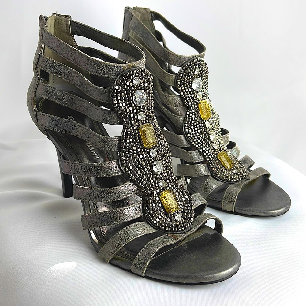 Gianni Bini heels Size 7.5 Silver metallic leather beaded / rhinestone